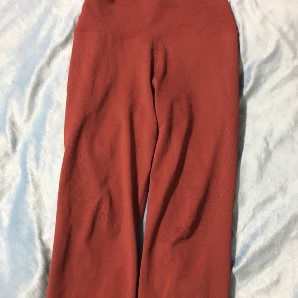 Vibe Legging - Cabernet